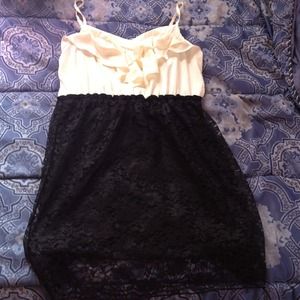 White and black lace dress size xxl