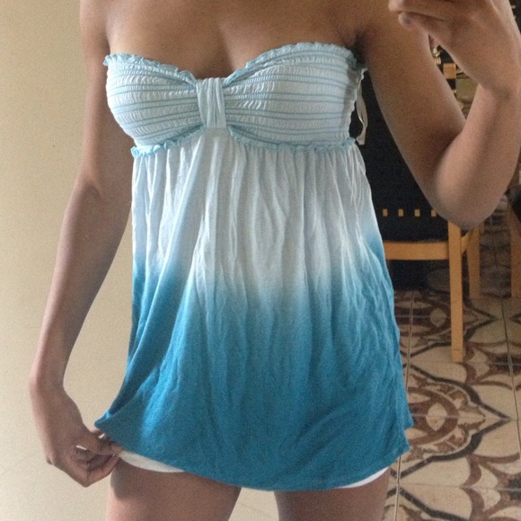 Tube top/ strapless top