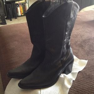 Black cowboy boots
