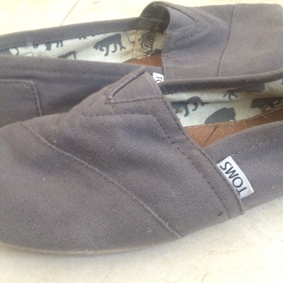 Gray Canvas Women's Classic Toms