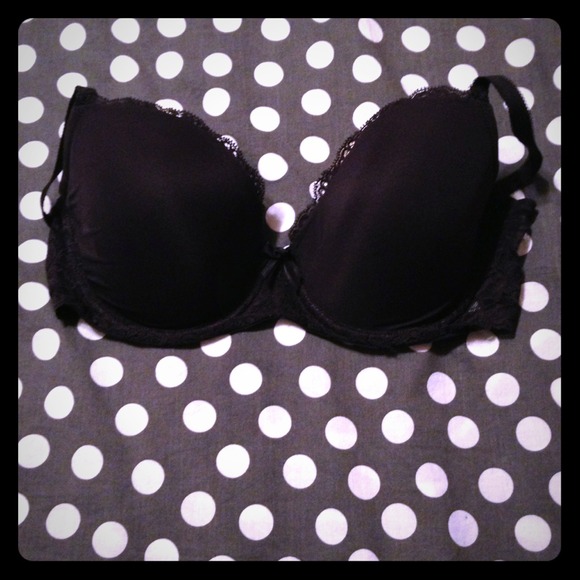 VS black bra