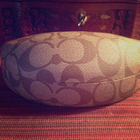 Coach sunglasses case