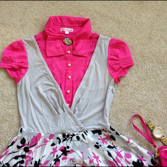 Mock layered Dress - Picture 2 of 3