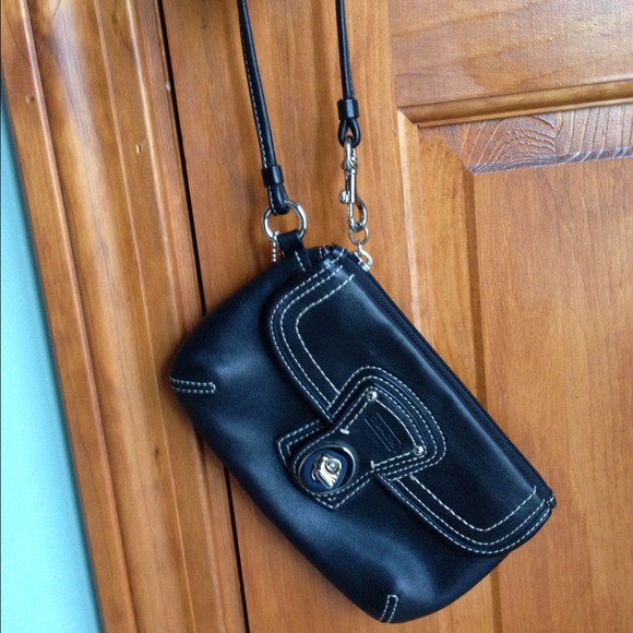 Almost new Coach wristlet