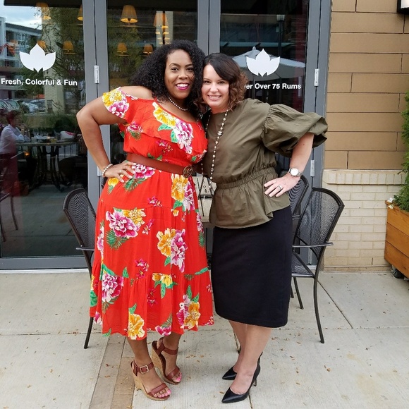 Meet your sellers! โค๏ธโค๏ธ๐๐๐
๐ฝ๐
๐ฝ๐๐๐๐ - Picture 5 of 8