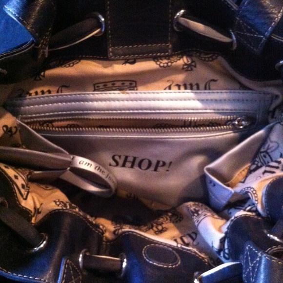 Authentic juicy couture daydreamer purse - Picture 2 of 2