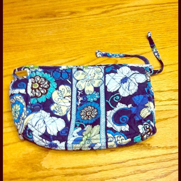 Vera Bradley Mod Floral Blues Bow Cosmetic Bag