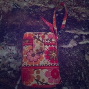 Vera Bradley iPhone case and card holder.💓