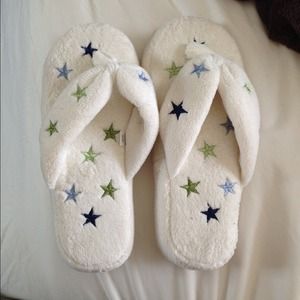 FLIP FLOP SLIPPERS size Large 9-10