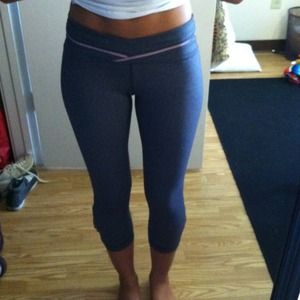 Lululemon wunder under crop leggings