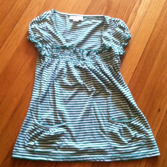 Striped green and whited top w/gathering.