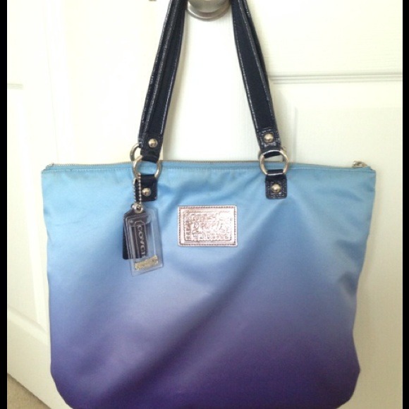 Keeping - Authentic Poppy Loves NY Limited Edition - Picture 2 of 4