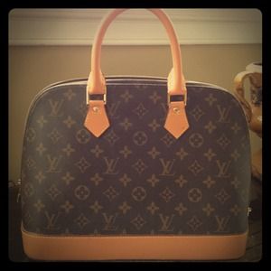 Louis Vuitton like purse!
