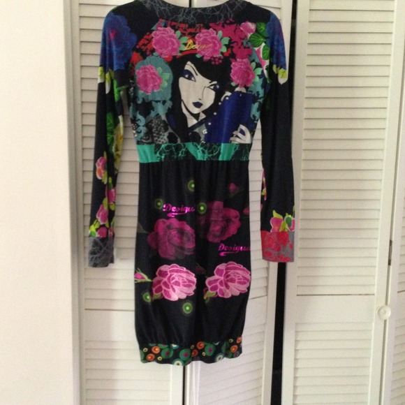 Dress - Picture 2 of 2