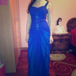 Sweetheart prom gown by Shimmer 💋