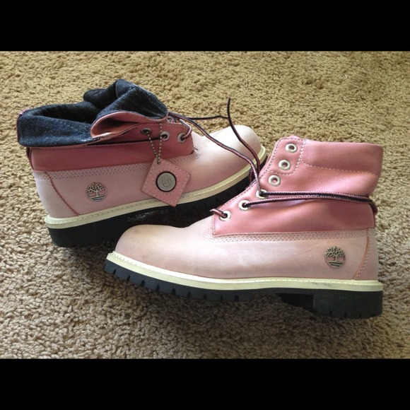 💟Pink Timberland Boots💟