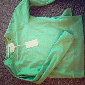 Vince Camuto mint jersey