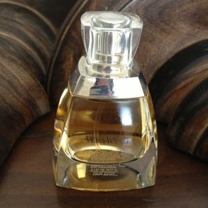 HOLD Vera wang parfum
