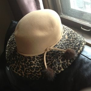 Leopard print hat bundled