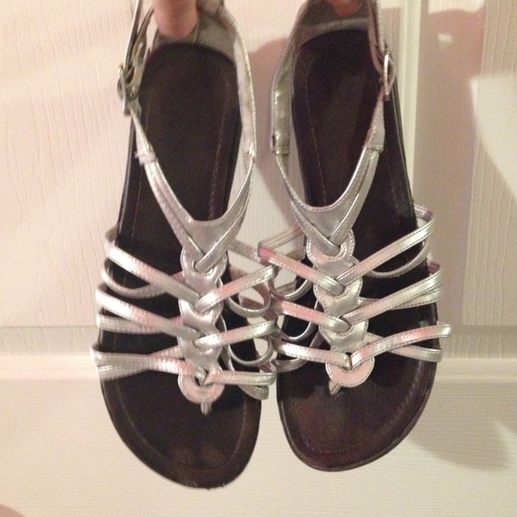 Silver sandals💟💟