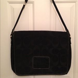 Coach laptop carrying bag