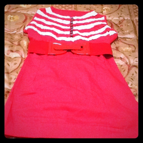 Sleeveless  Dress - Picture 1 of 3