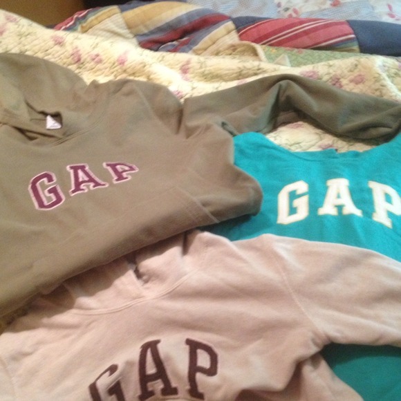 3 gap hoodies
