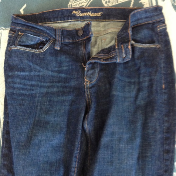 Old Navy sweetheart jeans