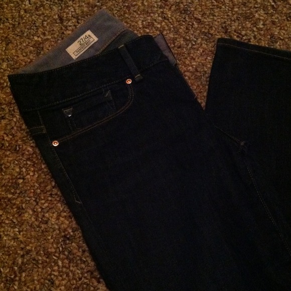 GAP Perfect Boot Jeans in Dark Wash