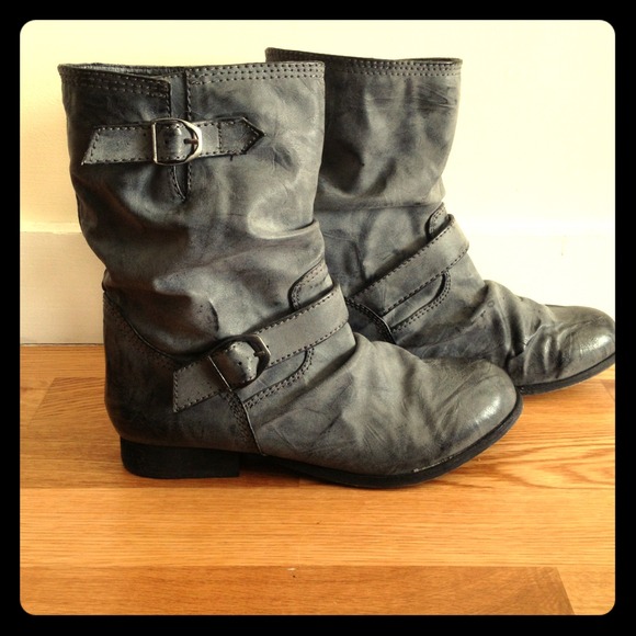 Gray slouchy boots