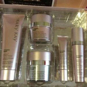 Mary Kay Time Wise Repair Volu-Firm