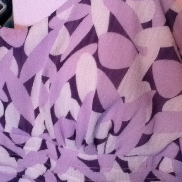 Spring dress - Picture 2 of 2