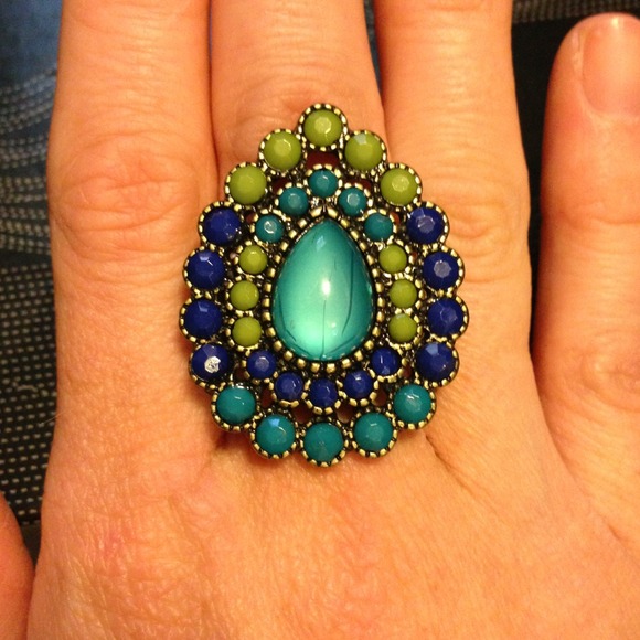 Ring - Picture 3 of 3