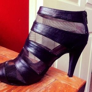 REDUCED!! Black Peep-toe Mesh Bootie
