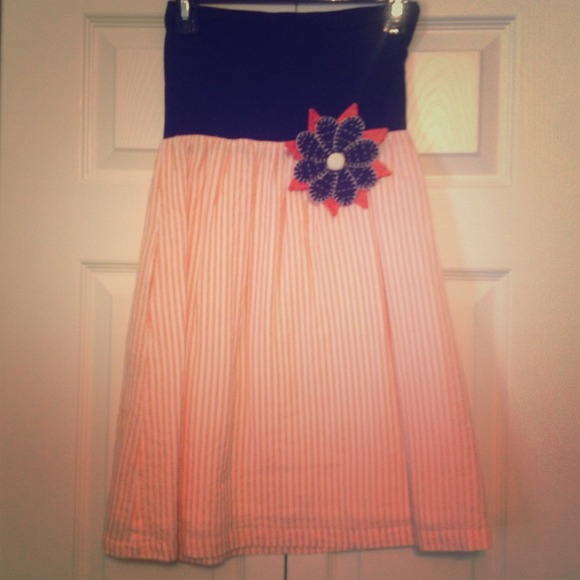 Seersucker strapless dress