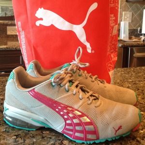 Like New Puma Cell Running Shoe