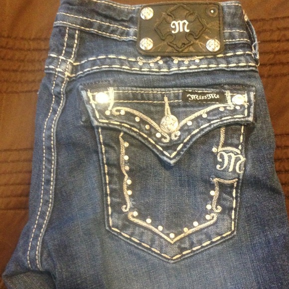 Size 28 miss me jeans