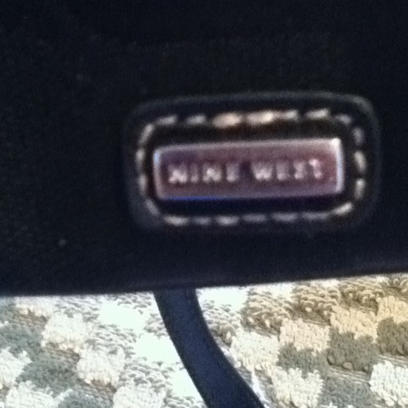 Purse - Picture 2 of 3