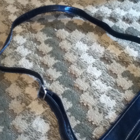 Purse - Picture 3 of 3