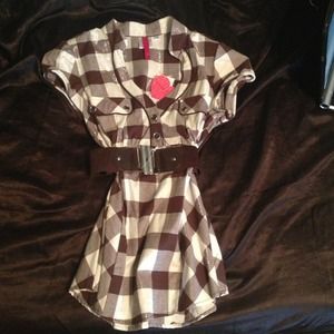 Plaid top and waist belt