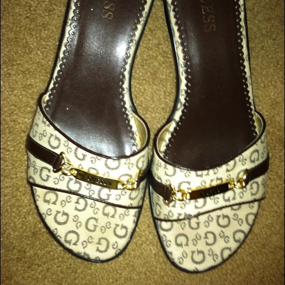 Guess Sandals - Picture 1 of 2