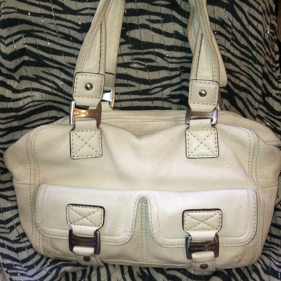 🎀TRADE to dacutechic for Miss Me's Michael Kors