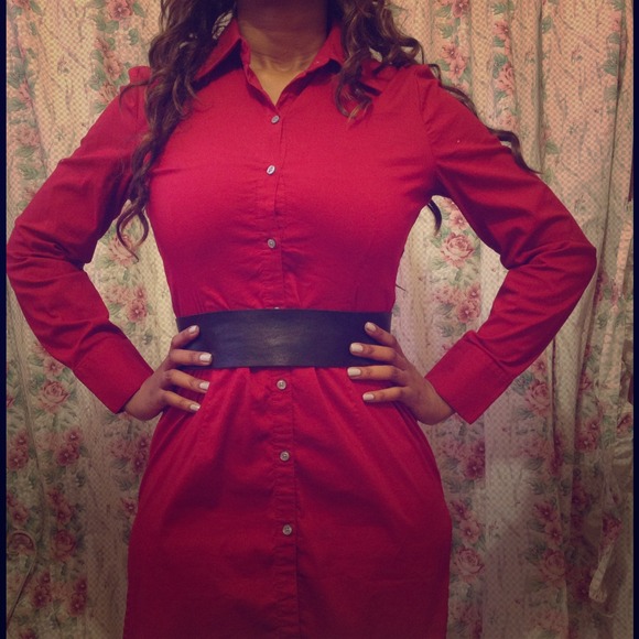 Express Long Red Button Up Collared Shirt Size M