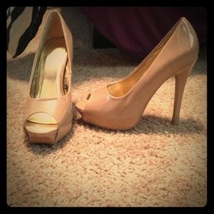 Nude Forever 21 Patent Leather Peep-Toe Pumps Nude Forever 21 Patent Leather Peep-Toe Pumps