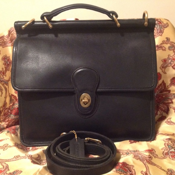 Coach Handbags - Vintage Coach Willis Shoulderbag Black Leather