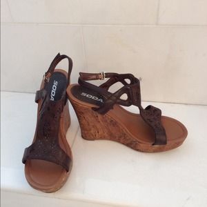 Wedge sandals