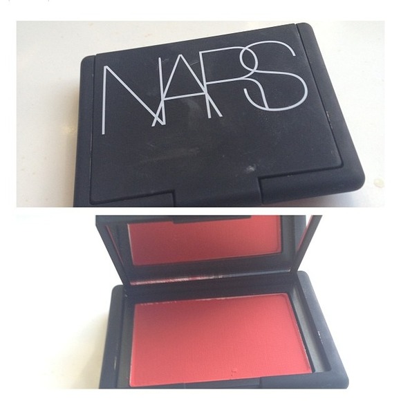 NARS blush in Exhibit A. - Picture 1 of 1