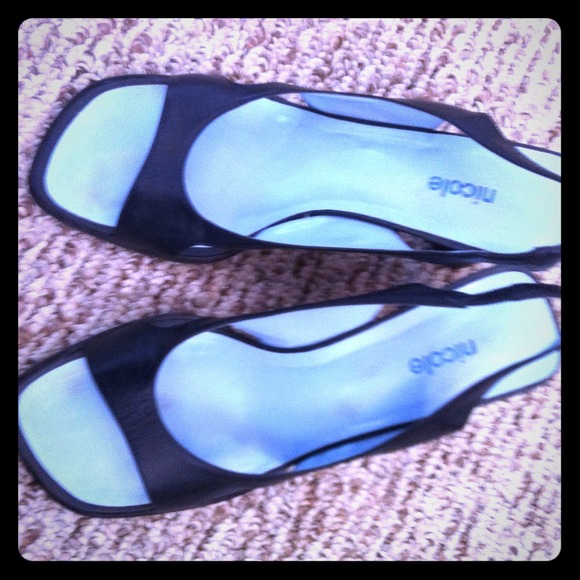 Navy blue dressy or casual sandals.