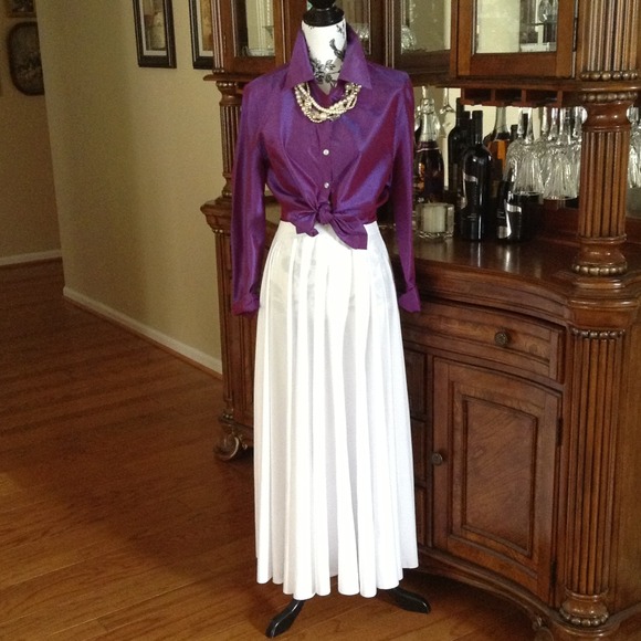 NO LONGER AVAILABLE -White Maxi Skirt - Picture 2 of 2