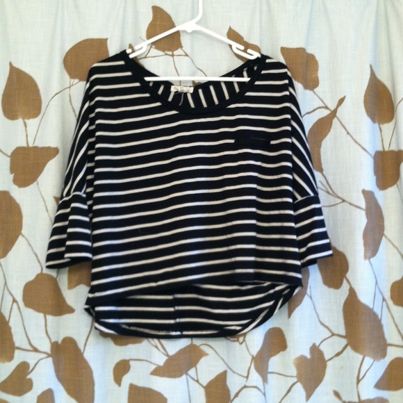 Stylish Striped Crop Top Shirt! - Picture 1 of 2